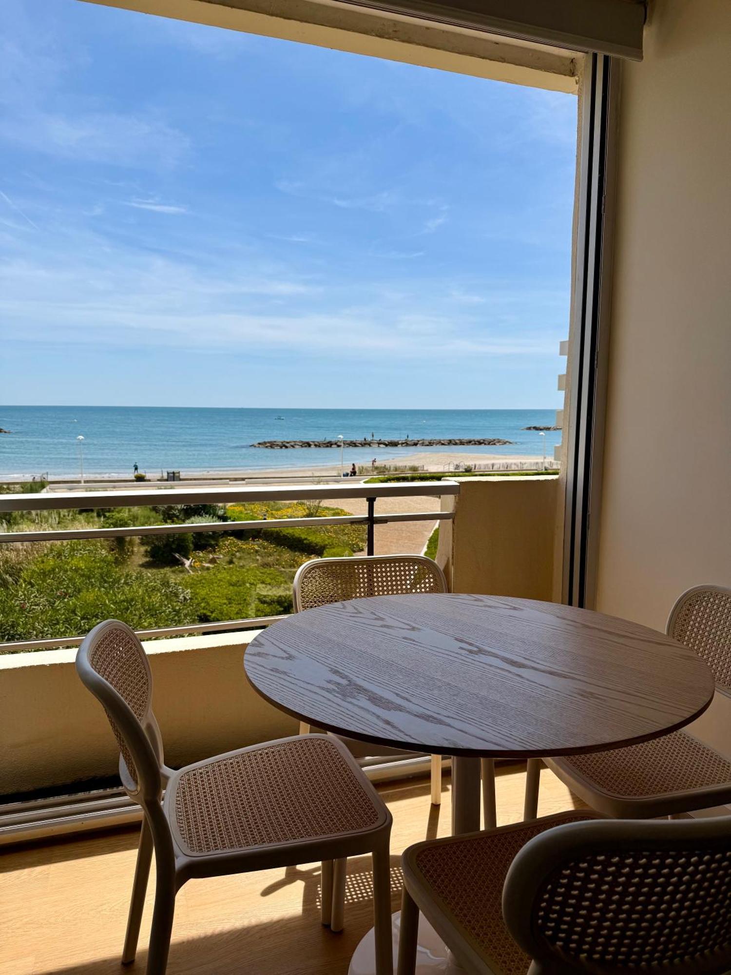 Appt Renove Palavas - 4 Personnes - Vue Mer - Parking - Rive Droite Екстер'єр фото